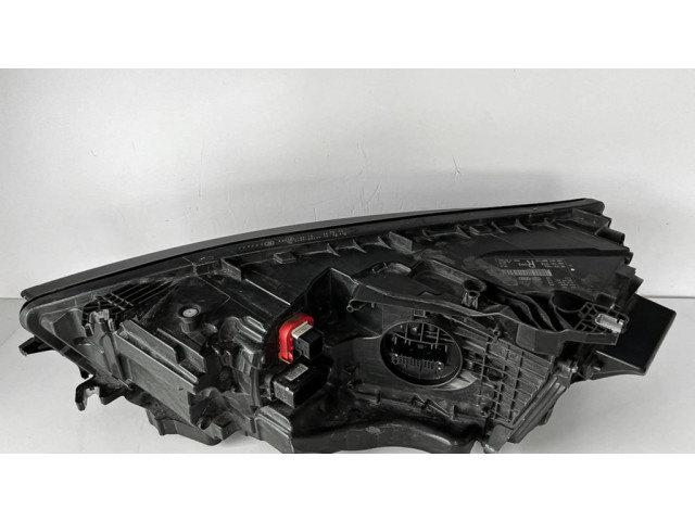 Передняя фара