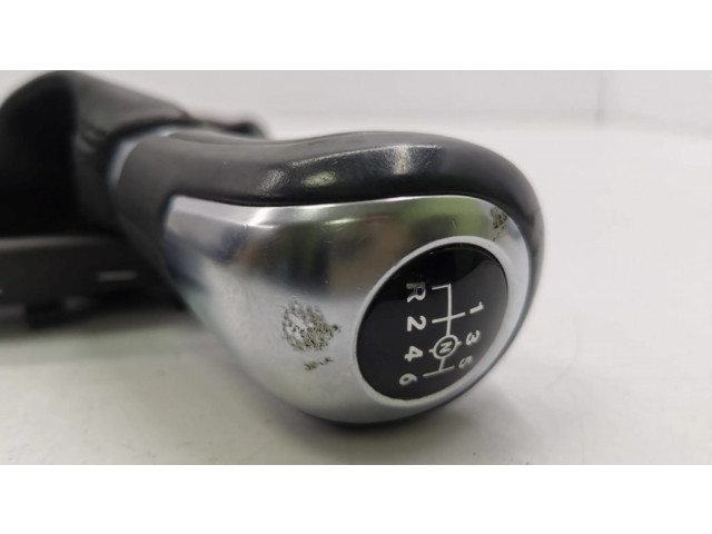 Отделка рычага переключения передач (кожа, головка)