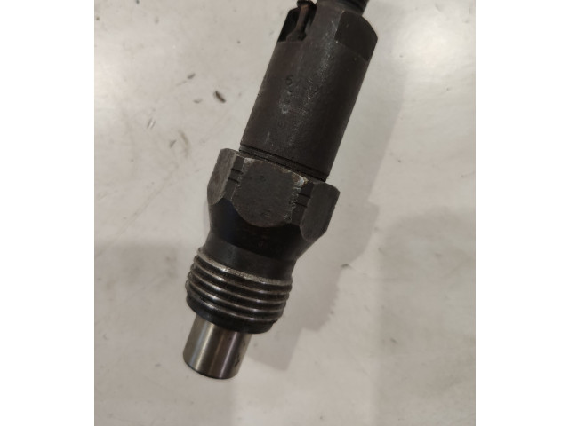 Vstřikovač LCR6735401D   Volvo S40, V40  pro naftový motor 1.9  