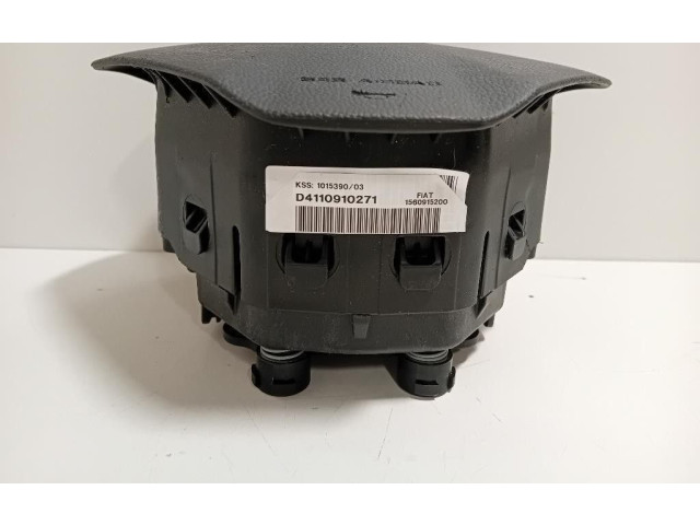 Подушка безопасности водителя 1560915200, 1560915200 Alfa Romeo Giulietta