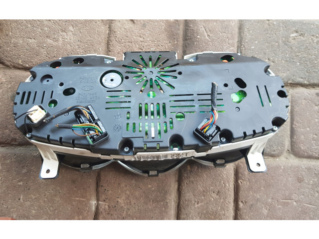 Панель приборов    KIA Sorento       