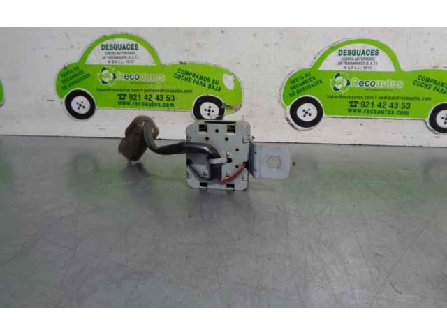 Блок предохранителей 8661005001 SsangYong Rexton