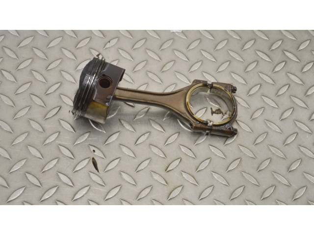 Поршень AUK 06EA Audi A6 S6 C6 4F