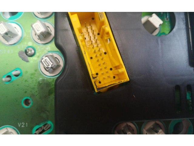 Přístrojová deska Citroen Berlingo 9637657180