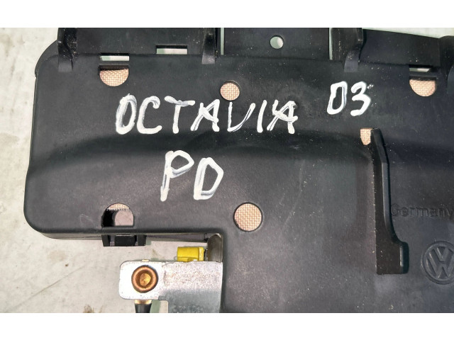 Подушка безопасности в сиденье 1J4880240E   Skoda Octavia Mk1 (1U)