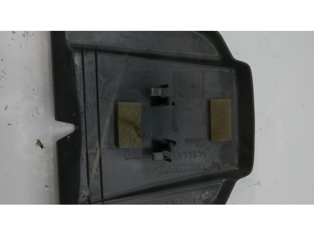 Другая деталь салона