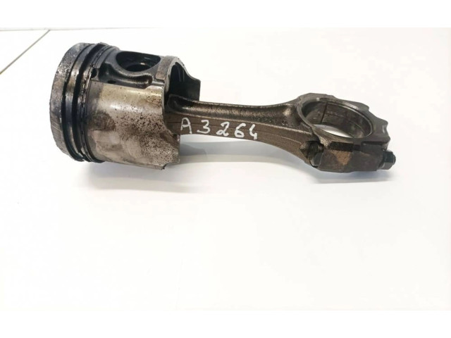 Поршень с шатуном Mazda 626