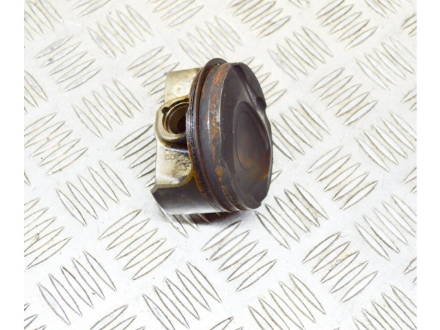 Поршень (поршни)    318342   Maserati Ghibli