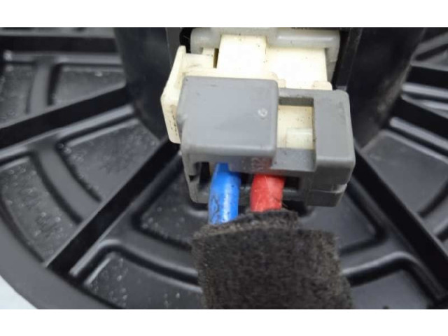 Вентилятор печки    F00S33F004, 2PINS   KIA Rio