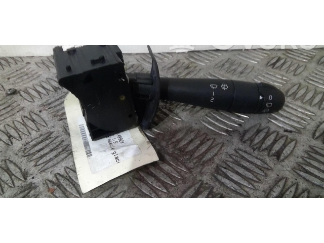 Ручка стеклоочистителей 6001551357 Dacia Sandero