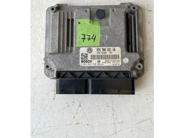 Řídící jednotka 03G906021AQ, 1039S12049 Volkswagen Caddy 2009