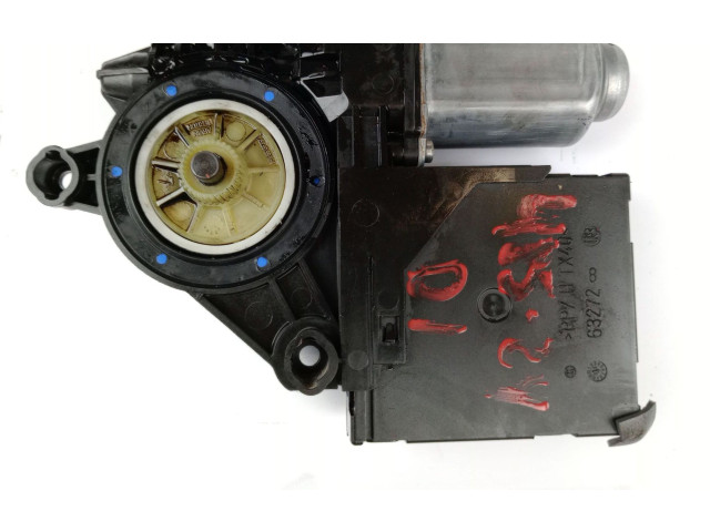 Передний двигатель механизма для подъема окон