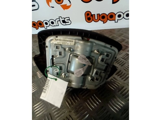 Подушка безопасности водителя 8200236060   Renault Clio II