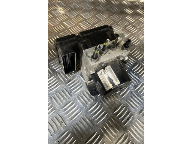 Jednotka ABS 1806320   Ford Fiesta 2012