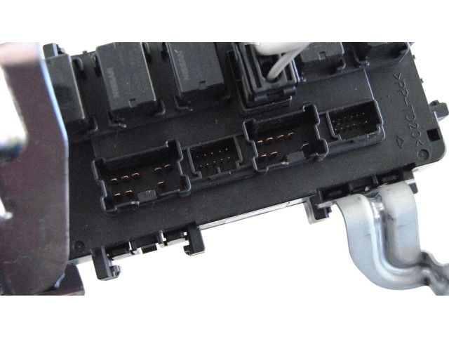 Блок предохранителей Infiniti Q50