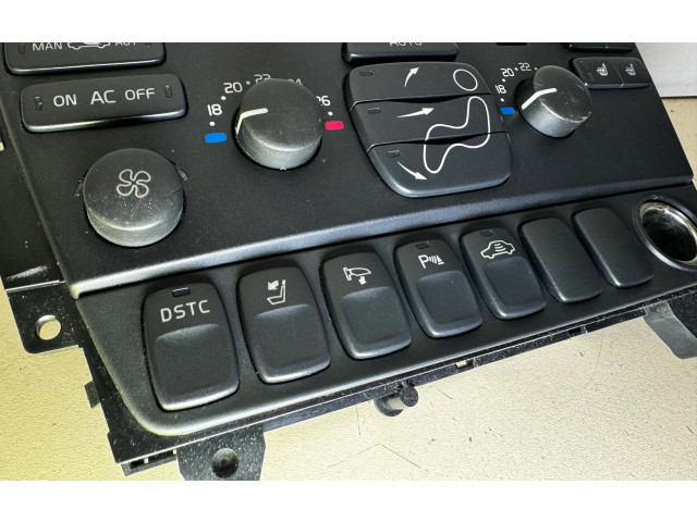 Блок управления климат-контролем 8697140, 04W24E Volvo V70