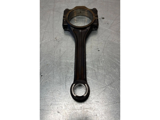 Шатун AKQ AKQ    Volkswagen Golf IV  