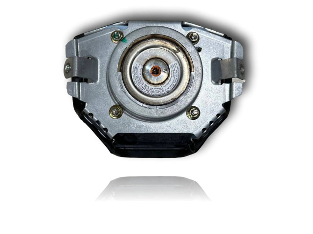 Подушка безопасности водителя Maserati Coupe