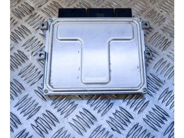 Блок управления двигателя 237103008R, 237102806R   Dacia Sandero