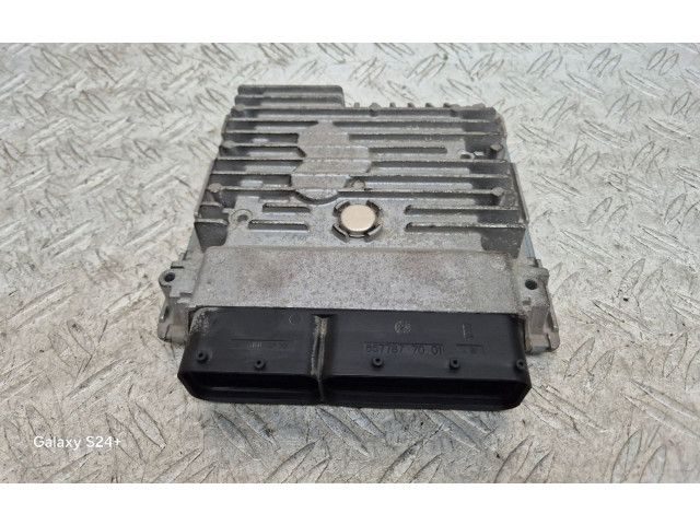 Řídící jednotka 03L906023PC, 5WP42937AA Volkswagen Caddy 2012