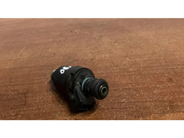 Форсунка D3768FA, D4890    BMW X3 E83   