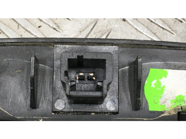 Ручка (задней крышки)