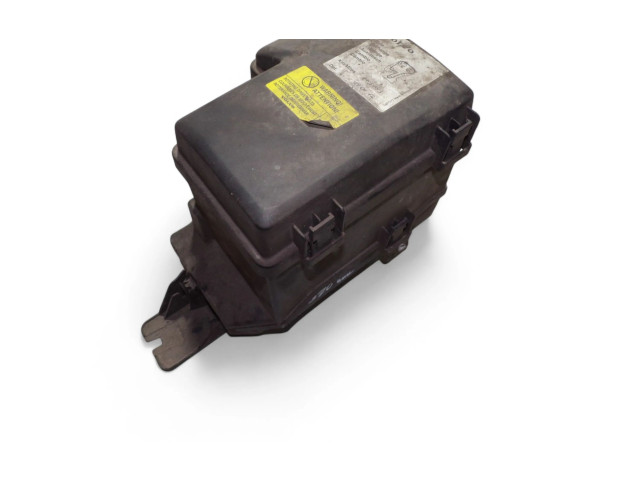 Блок предохранителей  8645259, 9452547   Volvo S80    