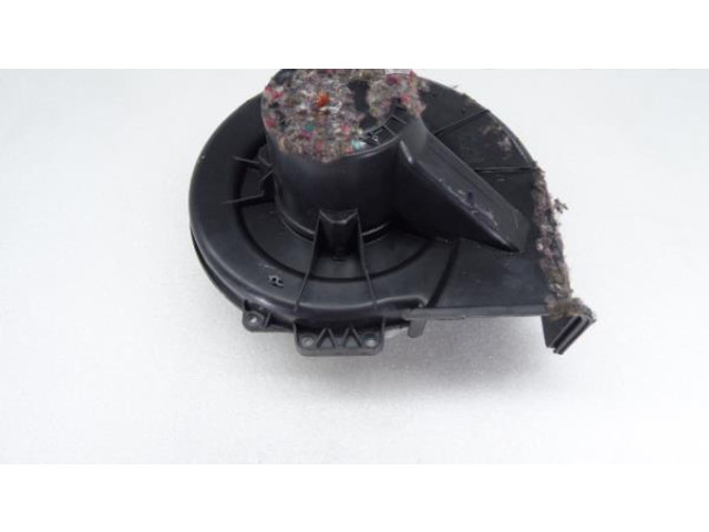 Вентилятор печки    6Q1819015J   Skoda Fabia Mk2 (5J)