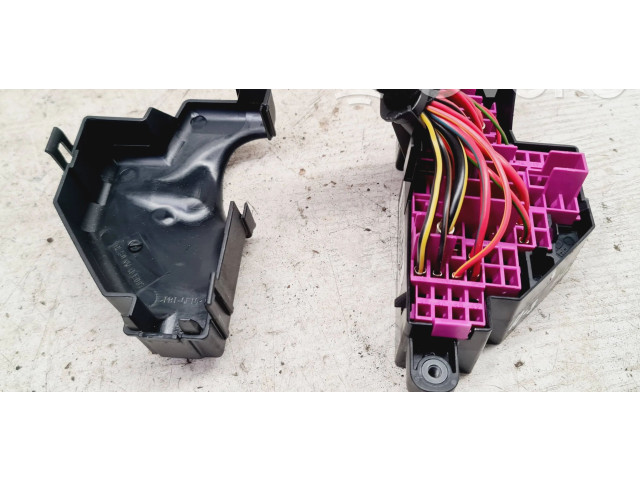 Блок предохранителей 12010701401   Audi A3 S3 8P    