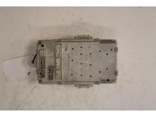 Блок предохранителей    Honda Jazz    