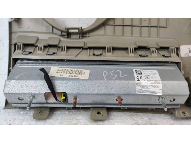 Подушка безопасности для колен 05854280-04   Jeep Grand Cherokee