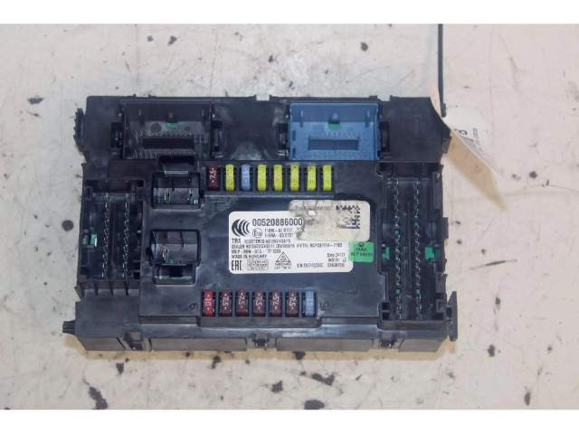 Блок предохранителей    Jeep Renegade    