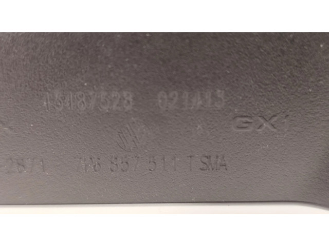 Зеркало заднего вида (в салоне)