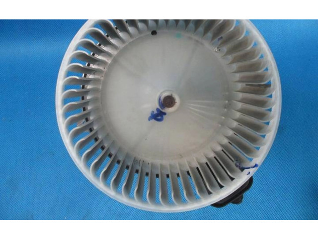 Вентилятор печки Mahindra KUV100