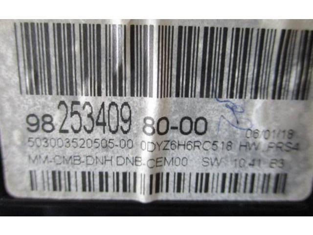 Přístrojová deska  Peugeot 5008 II 2019 9825340980  