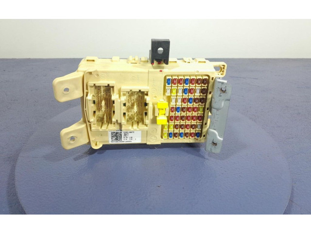 Pojistková skříňka 91950-H8570, 91950-H8570 Audi Cabriolet B3 8G 2017