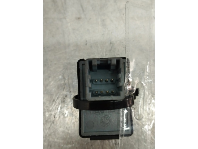 Zpětné zrcátko Fiat Linea 2008