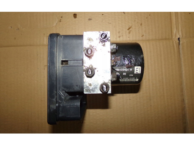 Блок АБС 1K0614517H Skoda Octavia Mk2 (1Z) 2004 - 2013 года