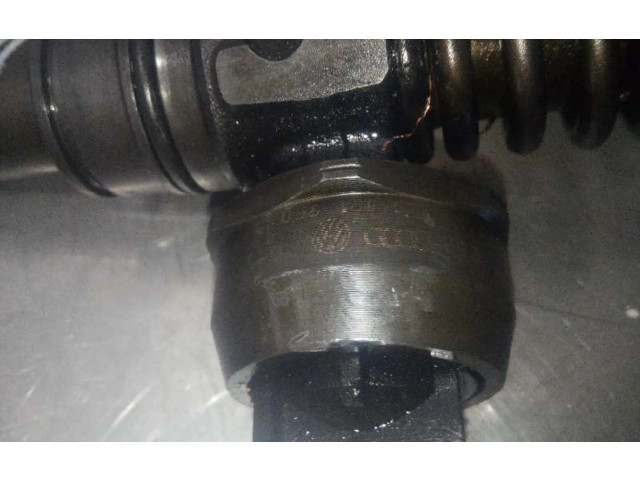 Форсунка 038130073BN Volkswagen Caddy