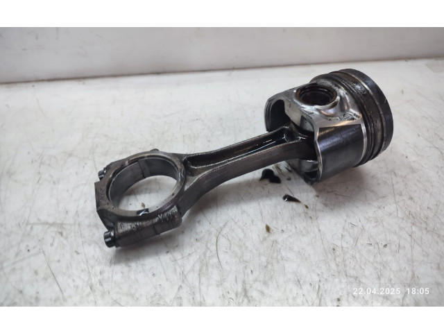 Píst Volkswagen Touareg I