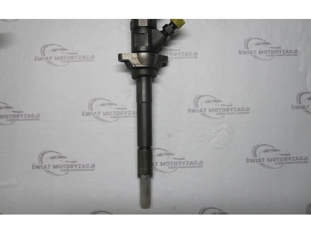 Vstřikovač 0445110259 Peugeot 5008