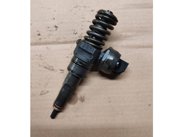 Форсунка 038130073ag, 0414720215    Audi A3 S3 8L   