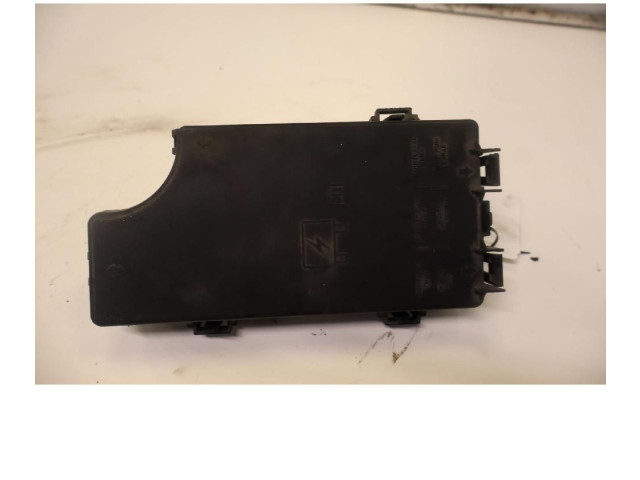 Pojistková skříňka 8GG2F1L1 Dodge Caliber 2006