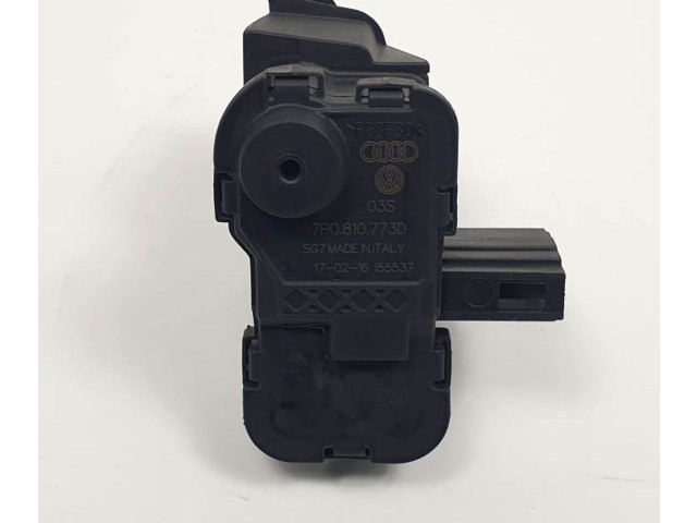 Блок управления 7P0810773D Skoda Fabia Mk3 (NJ)