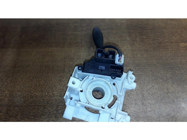 Ручка поворотов/ фонарей