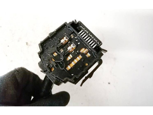 Ручка стеклоочистителей Mitsubishi Colt