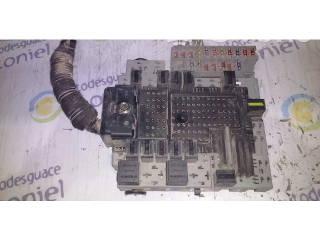 Pojistková skříňka Řídící jednotka BSM 30679527 Volvo XC70 2004