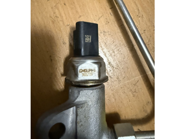 Топливная рампа A6720700095, 28357704   SsangYong Rexton  