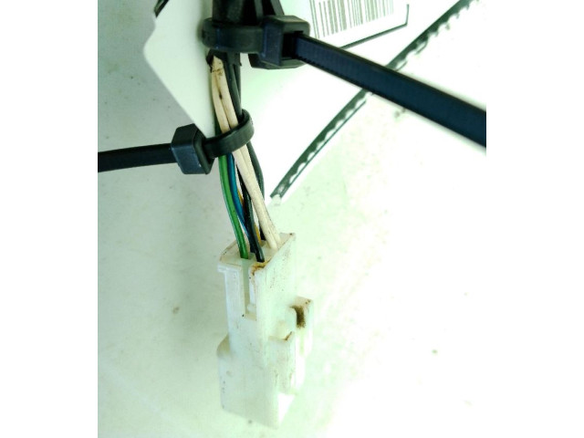 Зеркало электрическое Dacia Duster 2010 - 2017 года