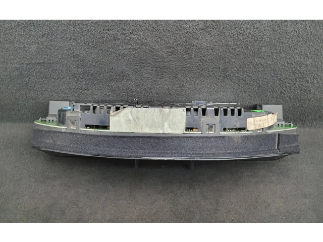 Спидометр (приборный щиток)  4B0919930P   Audi A6 S6 C5 4B 